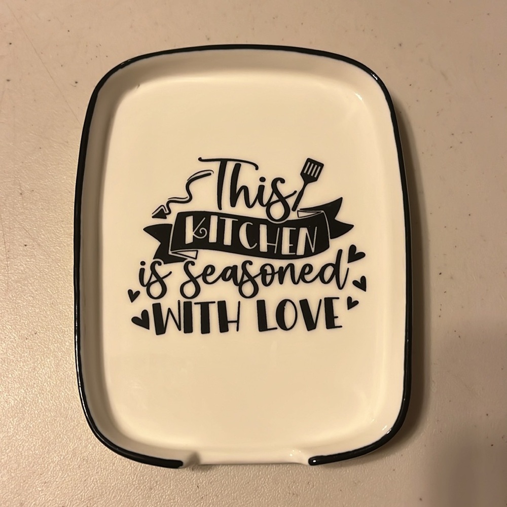 Ceramic spoon rest for kitchen stove, top counter brand new inbox
